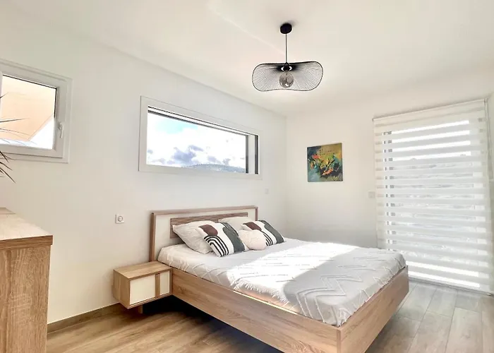 Villa Contemporaine Bord De Mer Saint Aygulf